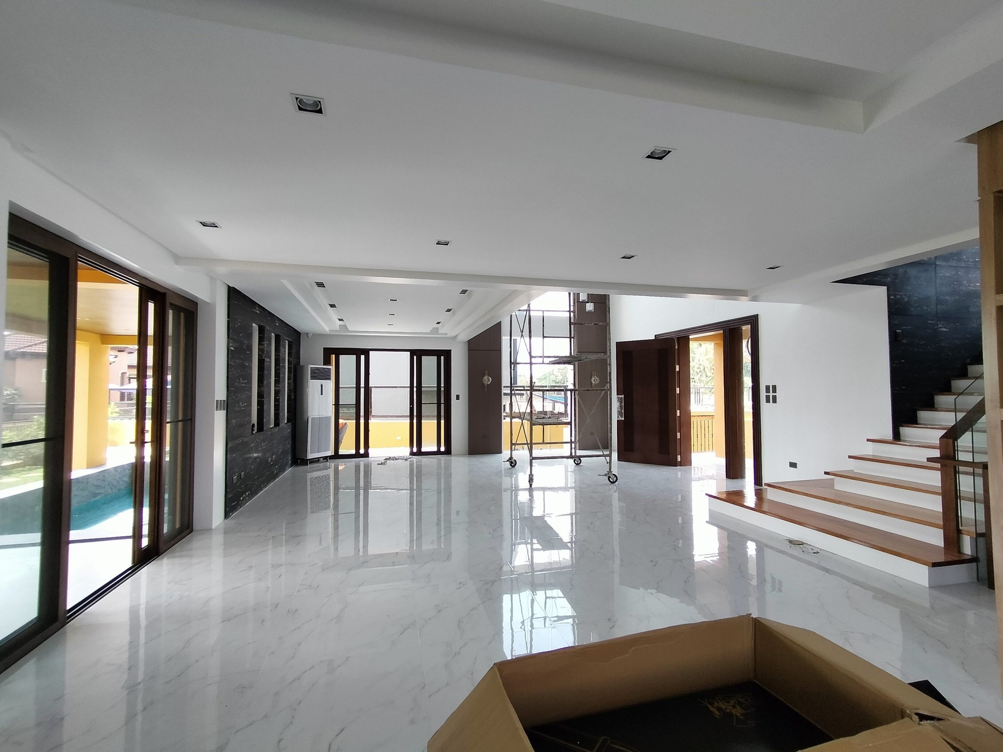 4-Level Brandnew House with Swimming Pool in Portofino Las Pinas photo 5
