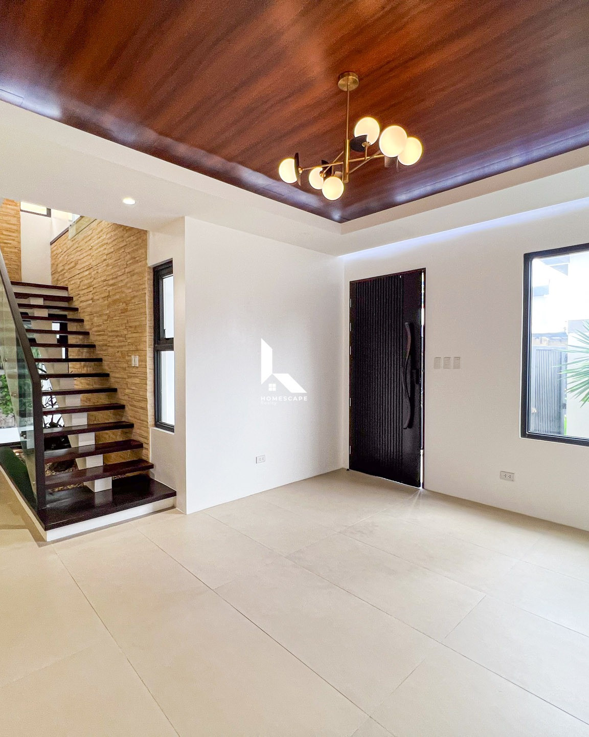 Notable Modern Contemporary House and Lot photo 4