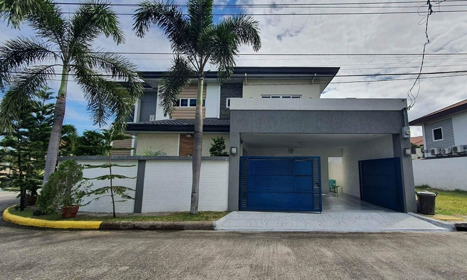 House and lot for sale in an Exclusive Subdivision in Angeles City photo 2