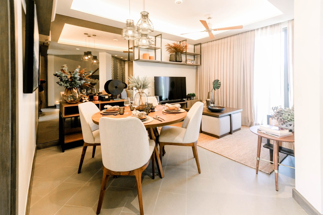 Filipino Modern Contemporary Homes for Sale in Muntinlupa City near Alabang photo 1
