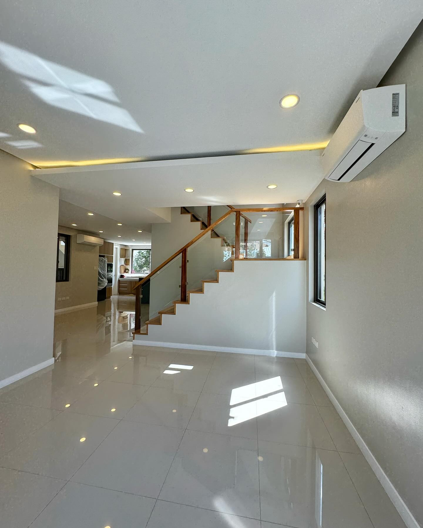 Brand New Modern House for Sale in BF Homes Paranaque photo 4