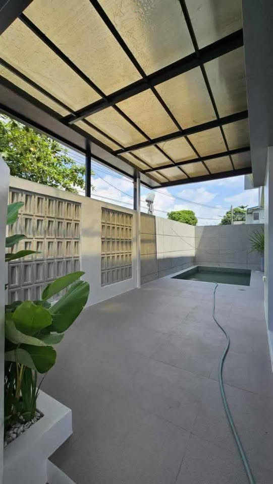For Sale Modern House with Pool in Angeles City photo 3