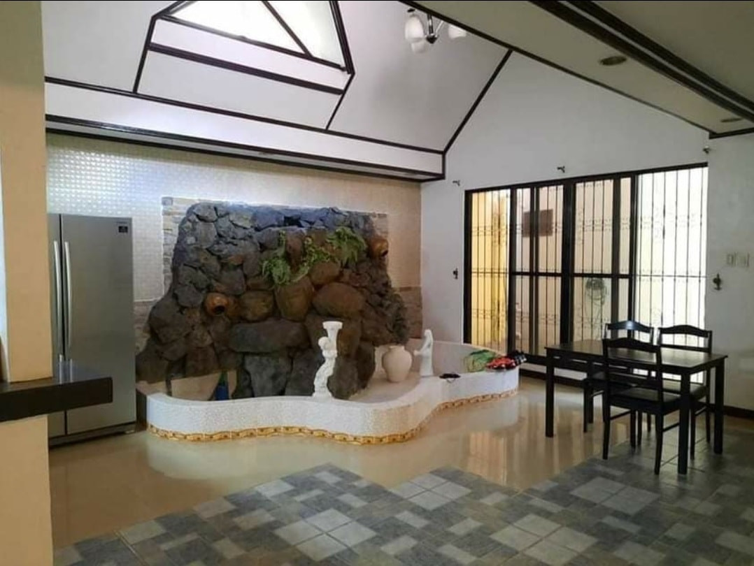Bungalow House For Sale near Clark photo 3