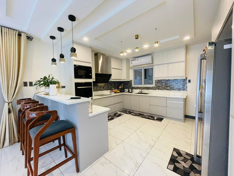 Fully furnished House For Sale In Greenwoods Exec Village Pasig photo 4