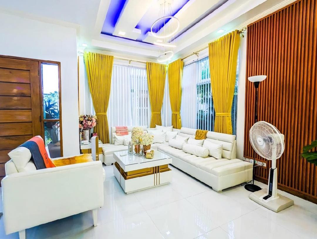 Magnificent 5 Bedroom House for Sale in Imus, Cavite photo 4