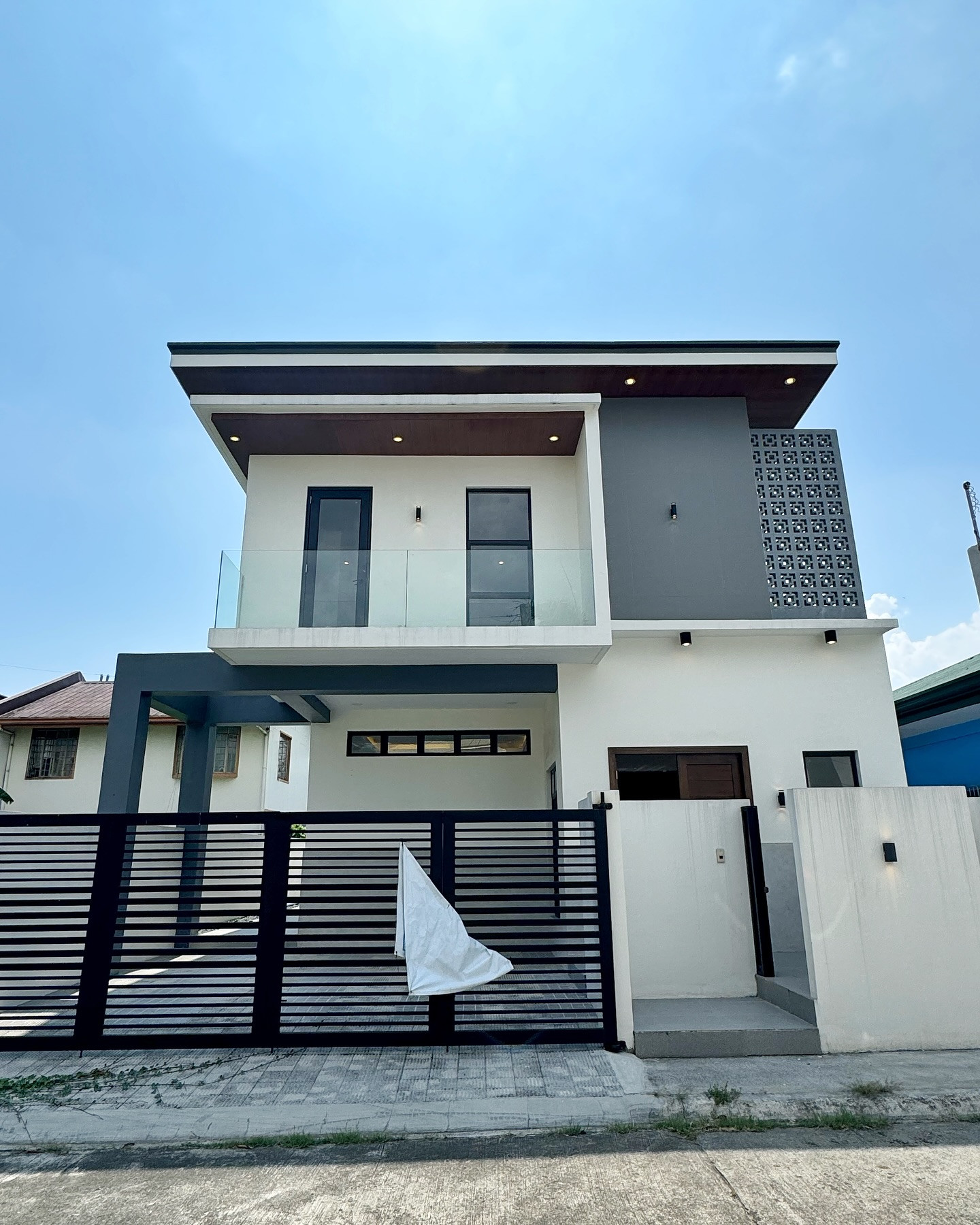 Brand New Modern House for Sale in Marcos Highway Antipolo photo 1