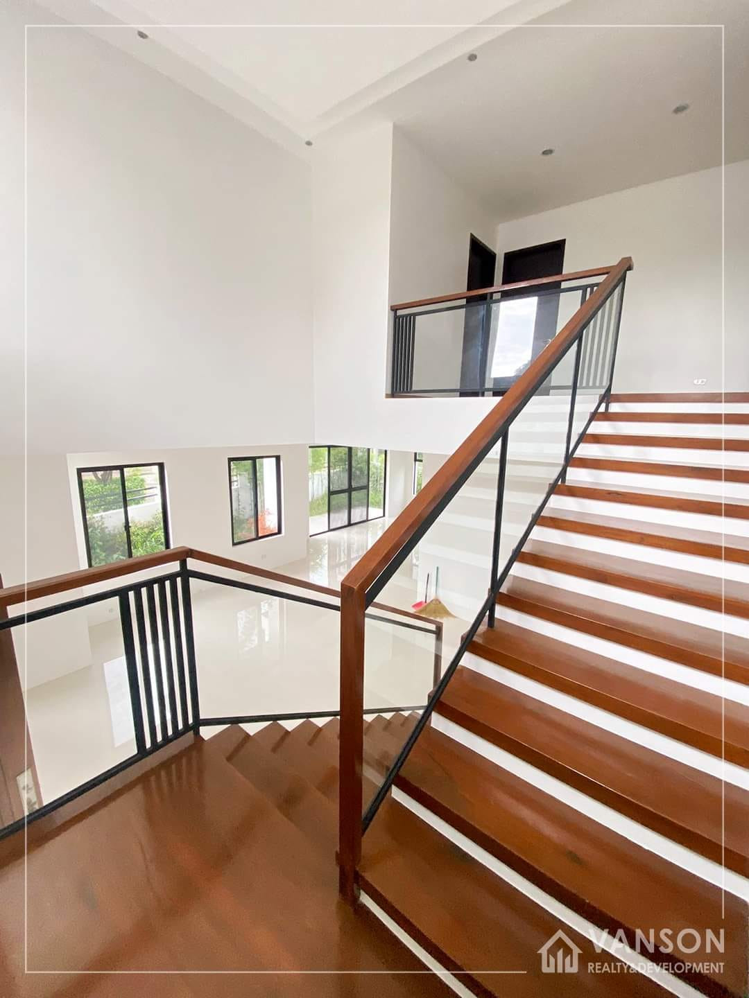 CORNER HOUSE AND LOT FOR SALE IN BF HOMES, PARAÑAQUE CITY photo 5