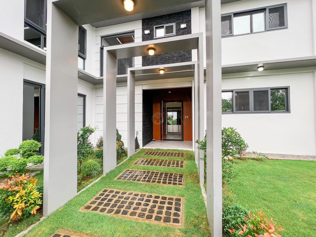 A Timeless Tranquility: Brand New House and Lot for Sale in Cavite photo 5