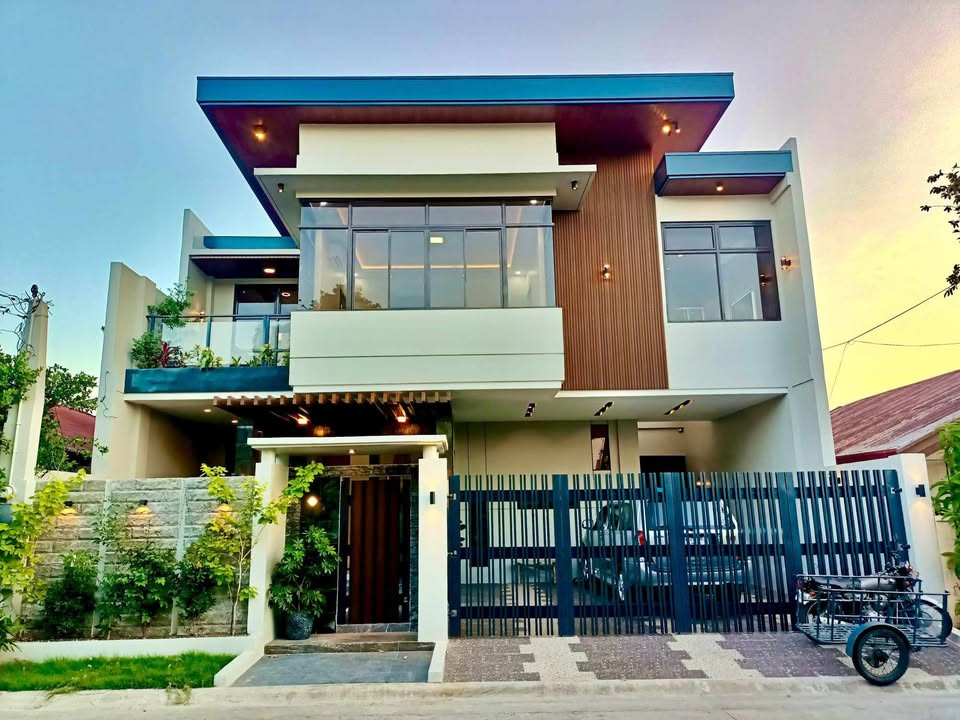 ELEGANT MODERN 2-STOREY SINGLE DETTACHED HOUSE AND LOT FOR SALE photo 1