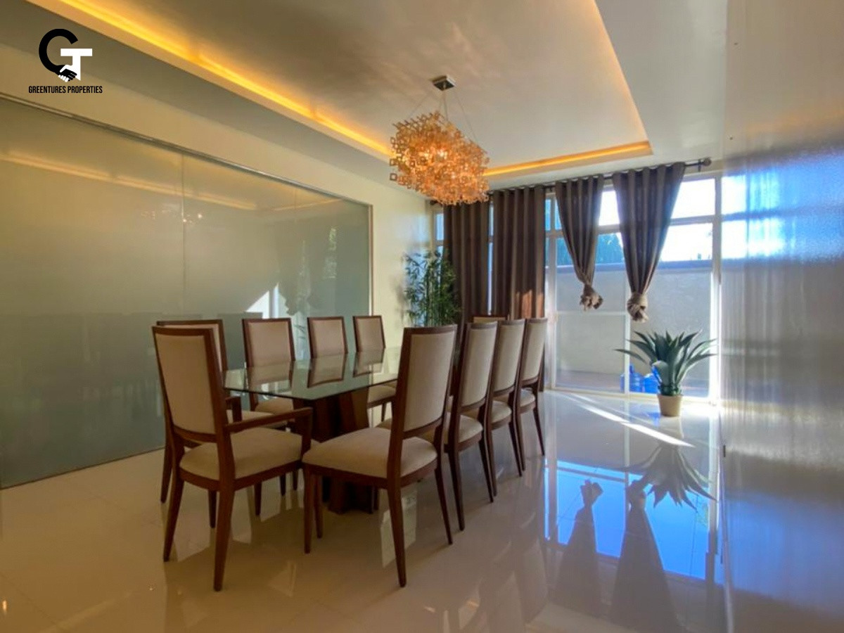 Southern Californian Mediterranean theme House & Lot High Ceiling. photo 5