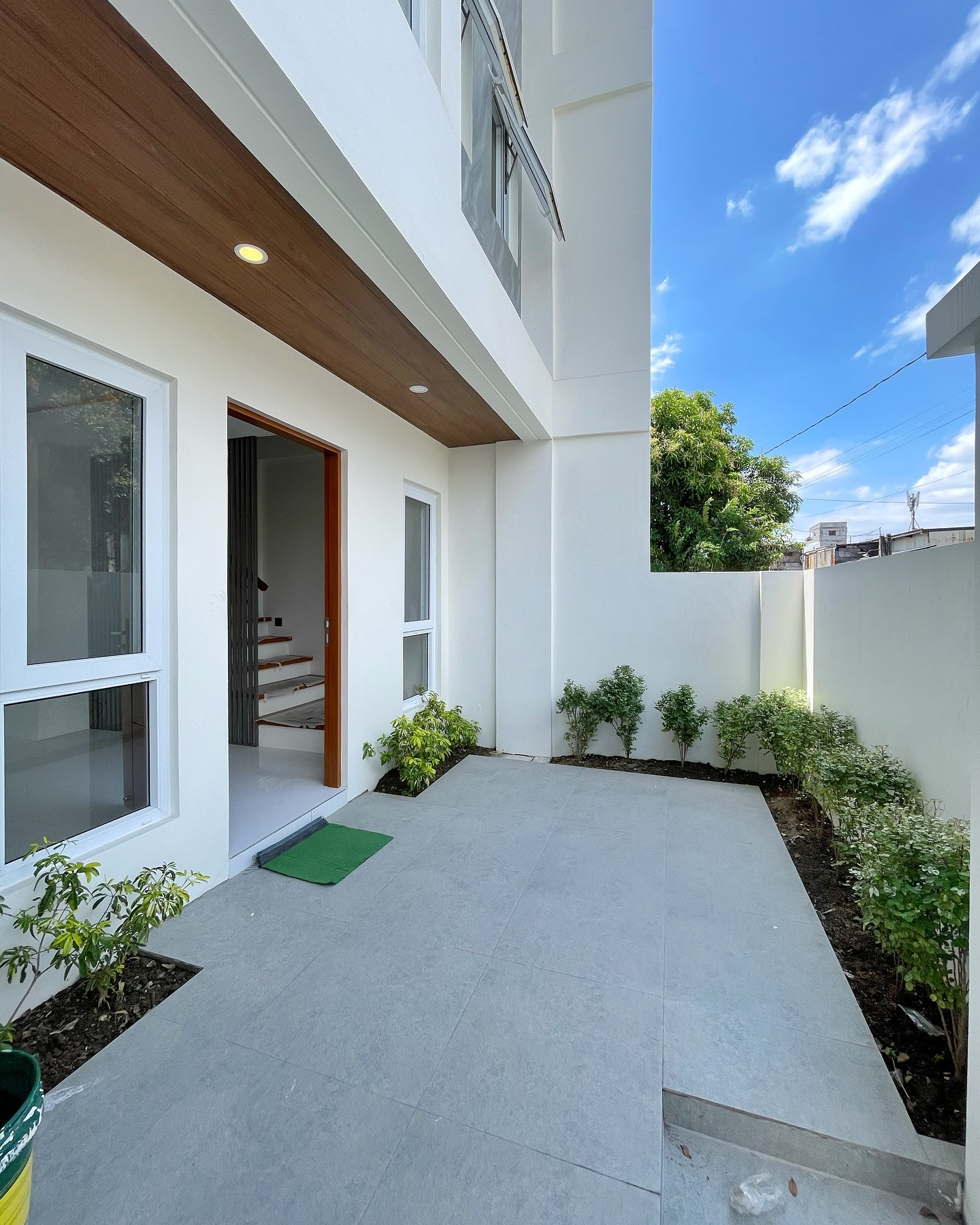 Brand New Modern House for Sale photo 2