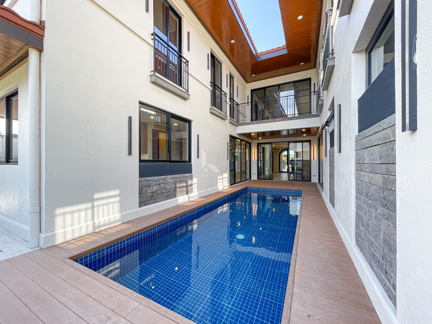 Impressive Modern Contemporary House and Lot For Sale in Ayala Alabang Village photo 2