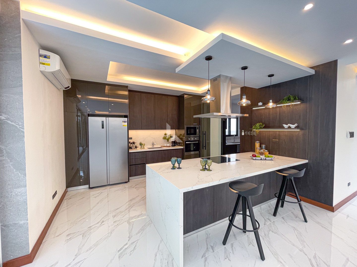 Luxurious Modern Contemporary House and Lot For Sale photo 3