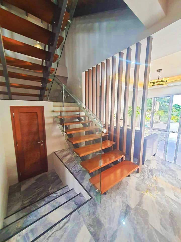 OVERLOOKING BRAND NEW HOUSE IN TALISAY CEBU photo 4