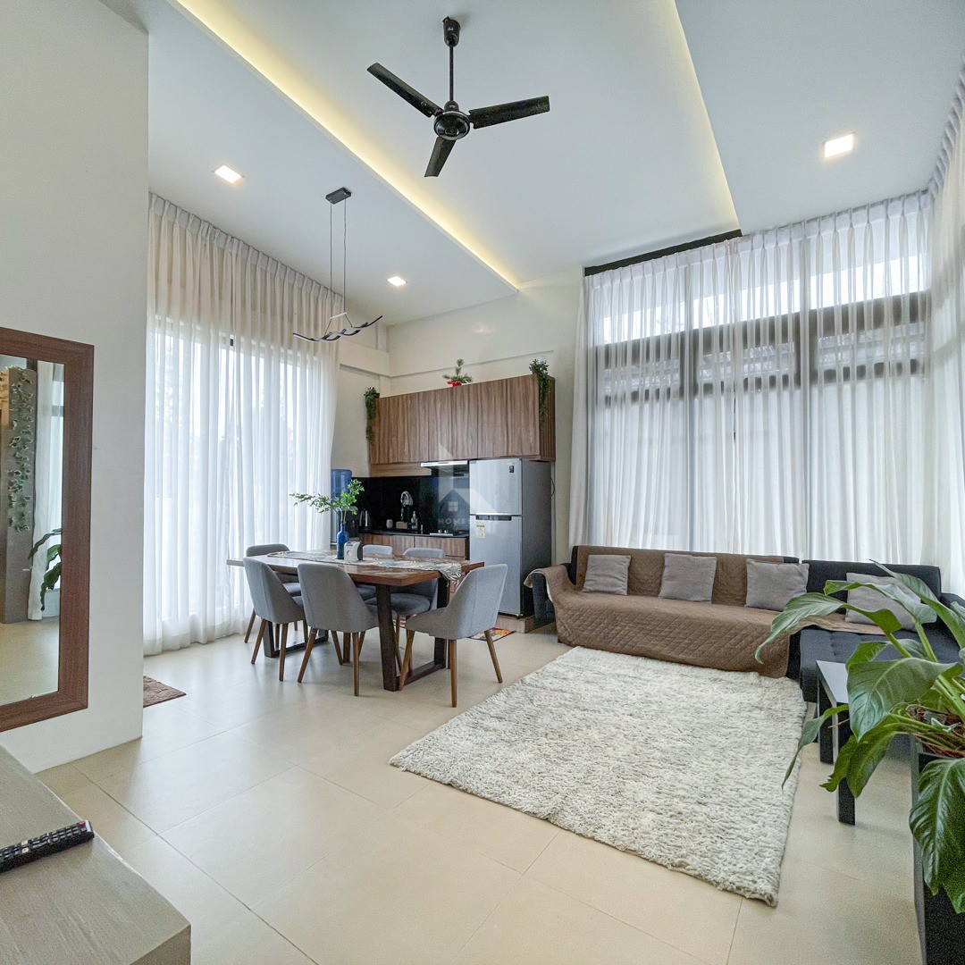 Elegant Modern Tropical Corner House and Lot For Sale photo 4