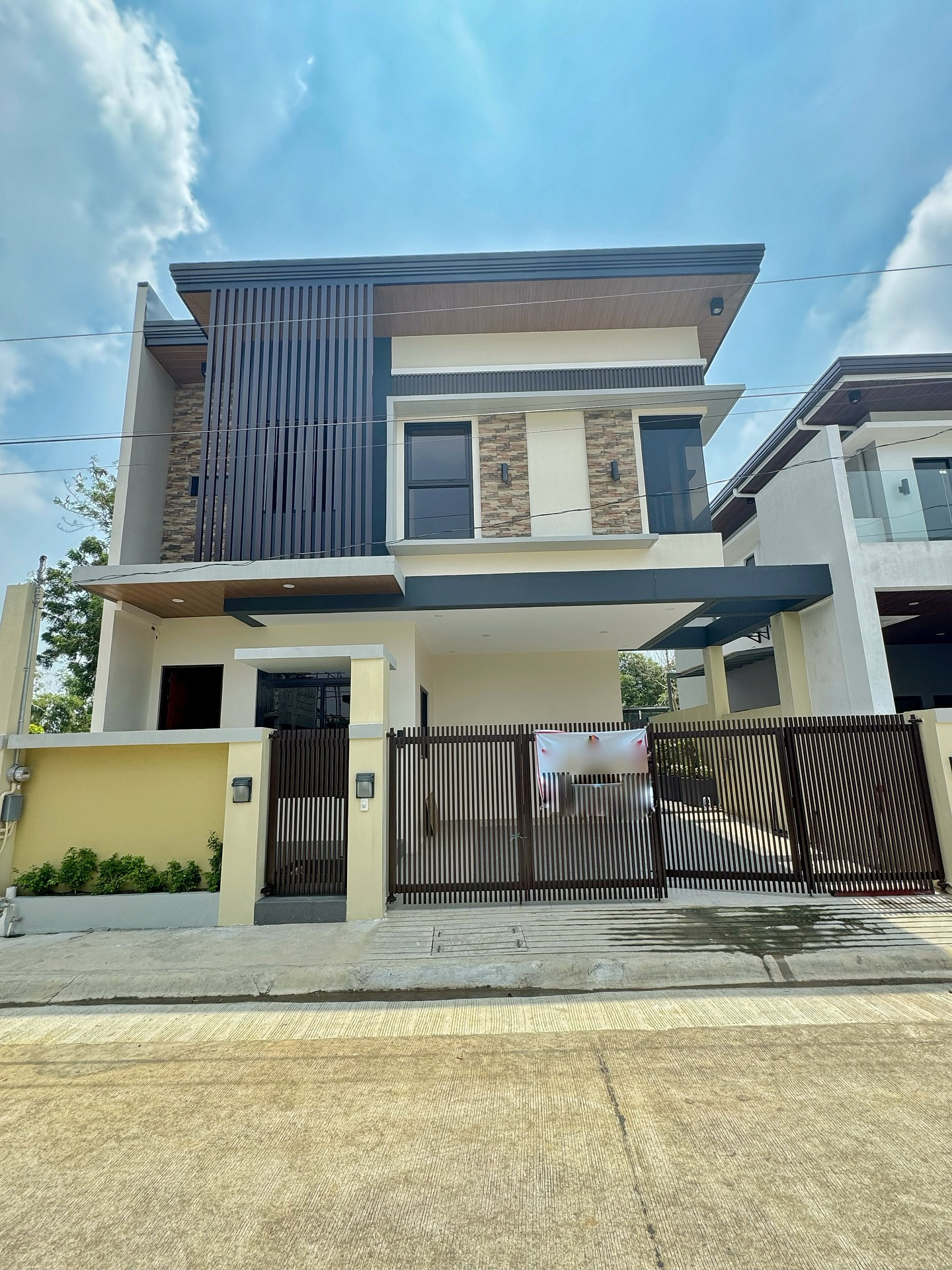 Brand New Modern House for Sale in Upper Antipolo near Shopwise Antipolo photo 1