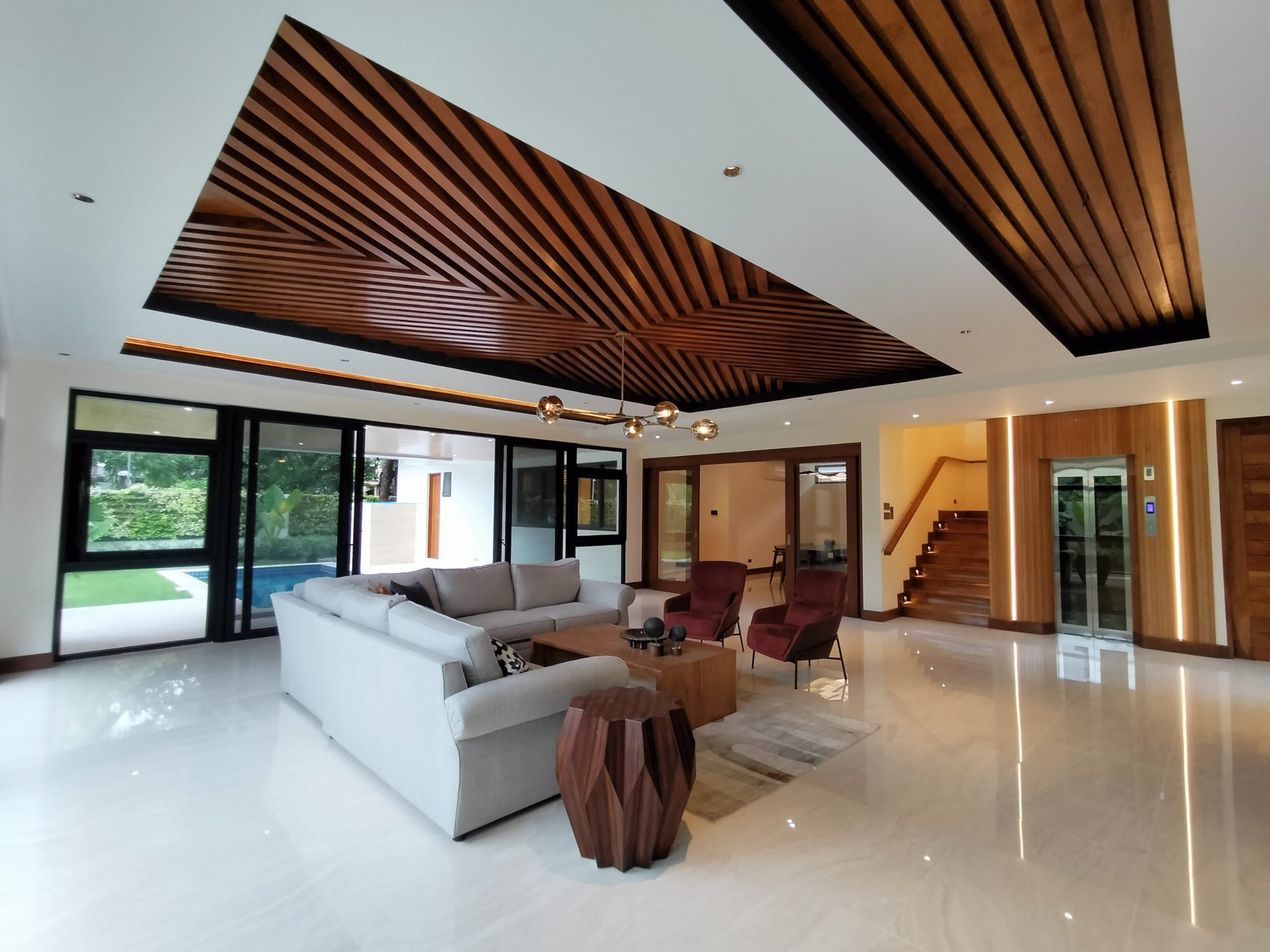 Ultra Modern Luxury Home For Sale in Ayala Alabang photo 4