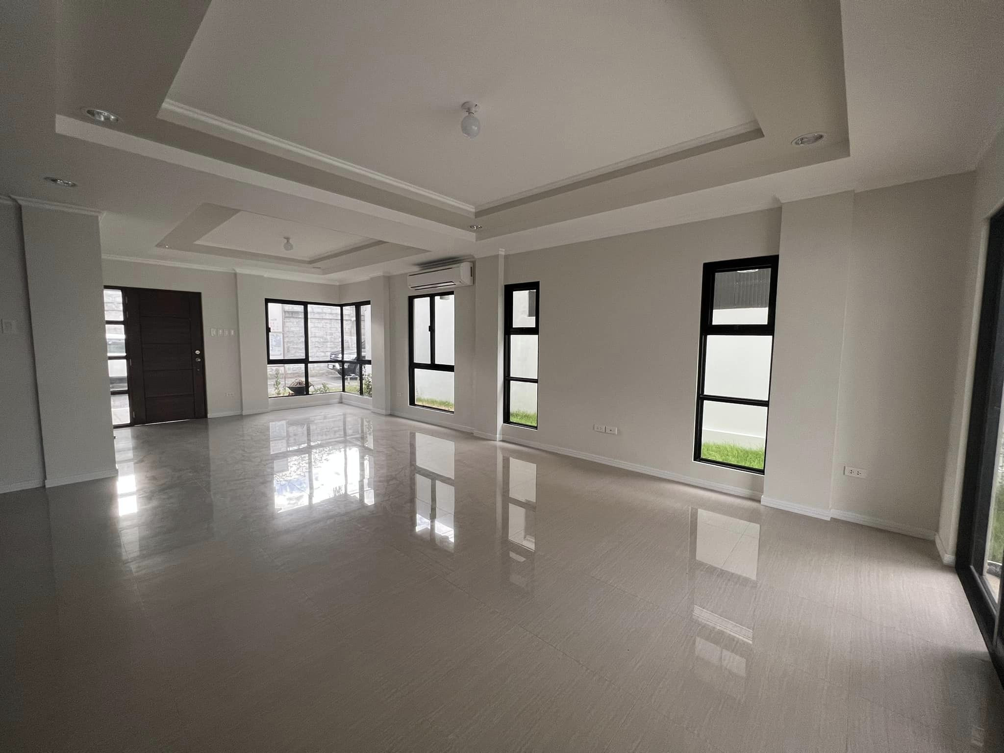 Brandnew Modern House for Sale in a secured subd near Clark photo 1