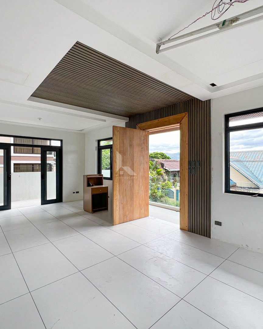 Superb Modern Industrial House and Lot photo 2