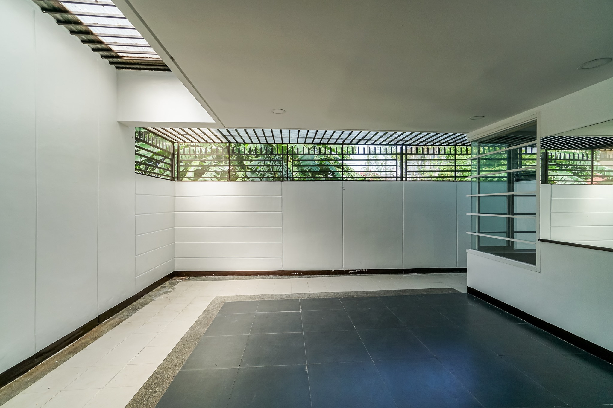 Newly renovated house located in Filinvest East Homes, Cainta Rizal. photo 3
