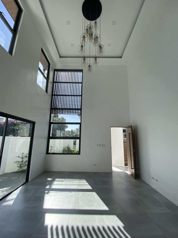 Brand New Two Storey Modern Home in BF Homes Parañaque City photo 2