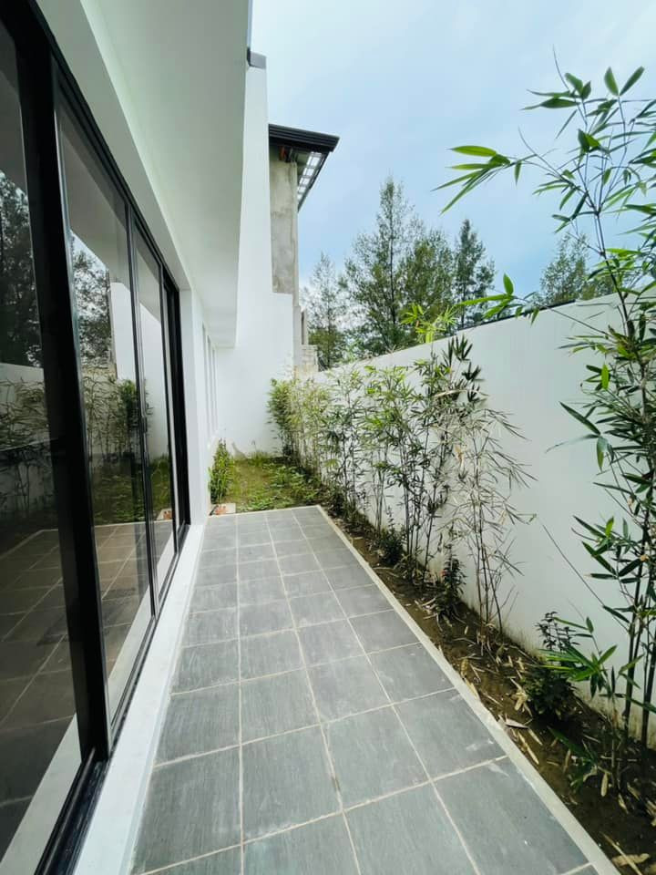 4 Bedroom Brandnew House For Sale In Greenwoods Exec Village Pasig photo 2