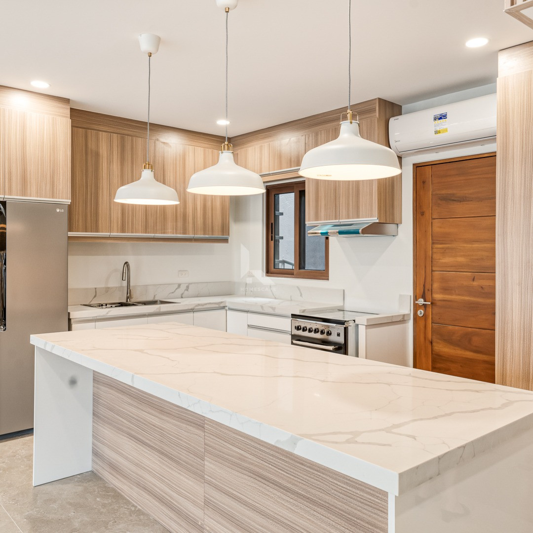 Notable Brand New Modern Duplex Unit For Sale photo 3