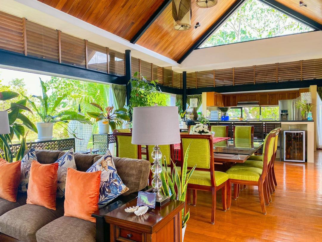 A Stunning Bali-Inspired House for Sale in Anvaya Cove photo 2