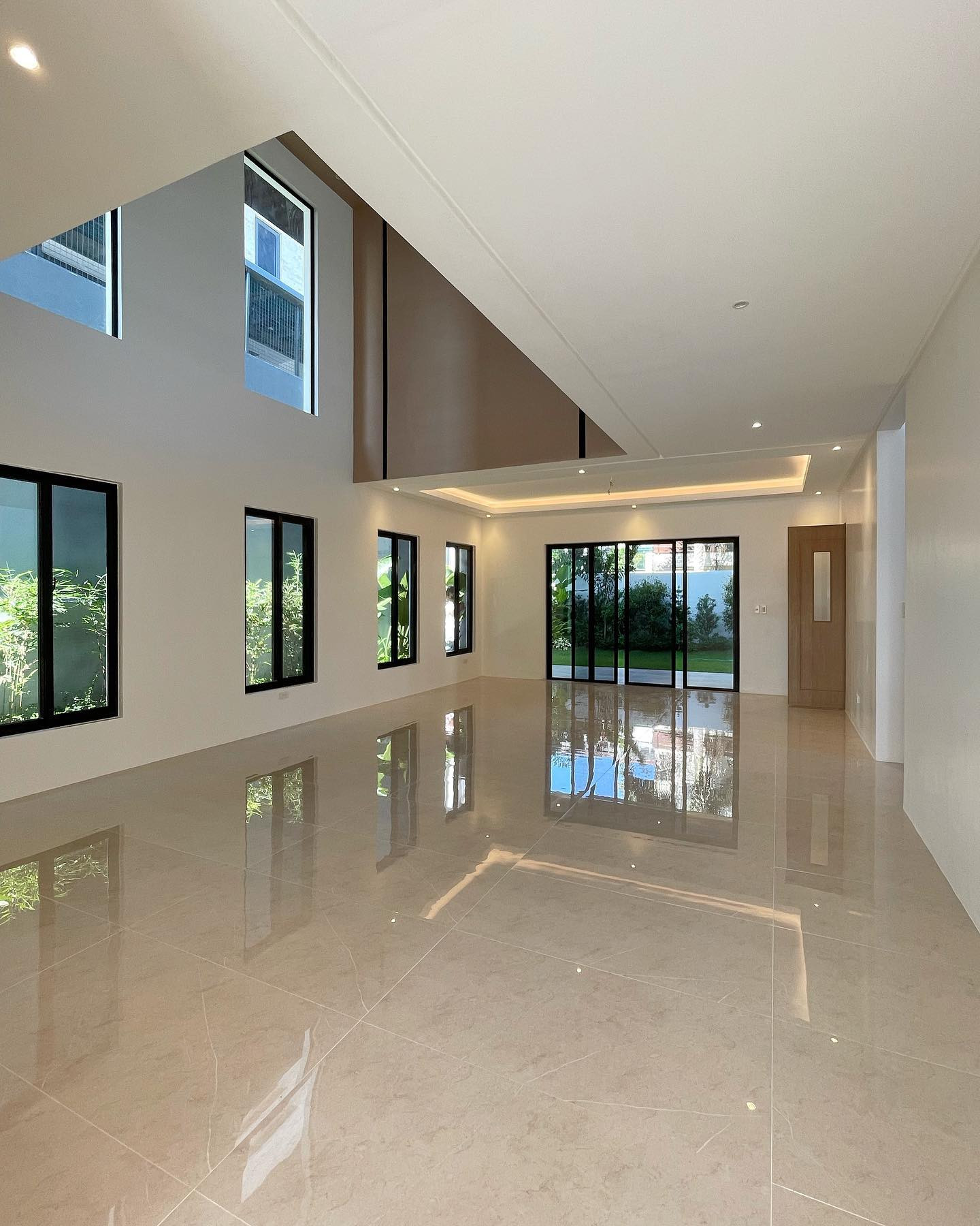 Brand New Modern House for Sale in BF Homes Las Pinas City photo 1