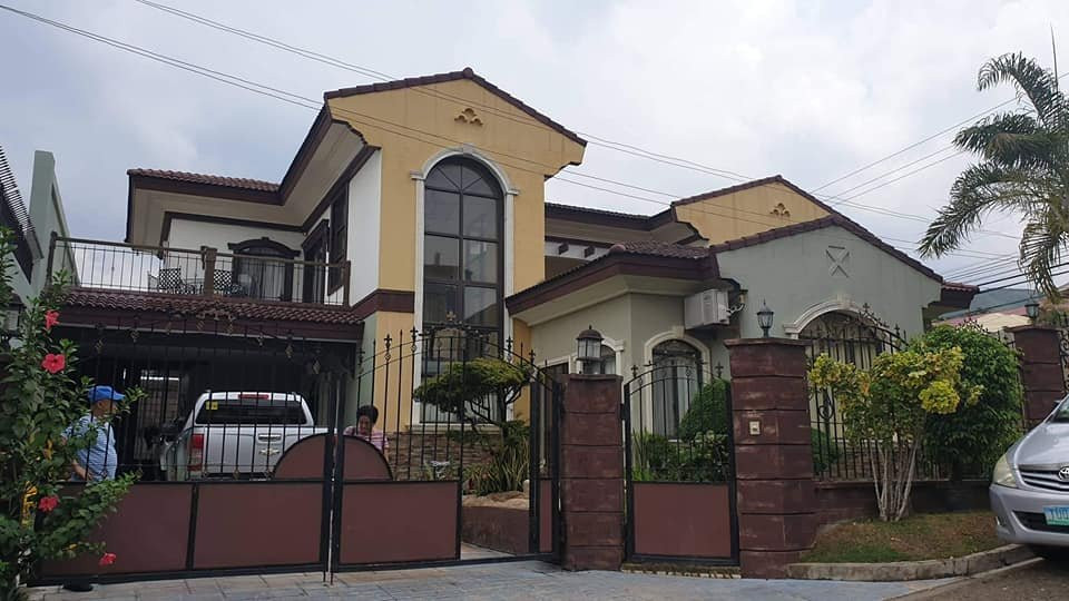 MEDITERRANEAN HOUSE FOR SALE IN GUADALUPE, CEBU CITY photo 1
