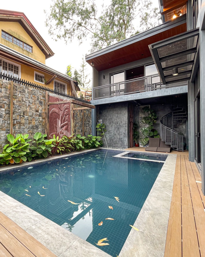 Furnished Modern Tropical Corner House and Lot in Tagaytay Country Homes photo 2