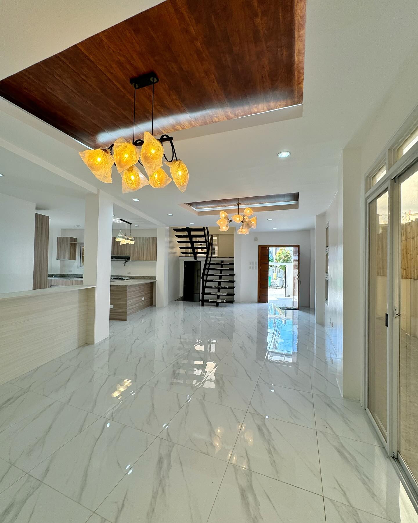Brand New Modern House w/ Pool for Sale in Marcos Highway Antipolo City photo 4