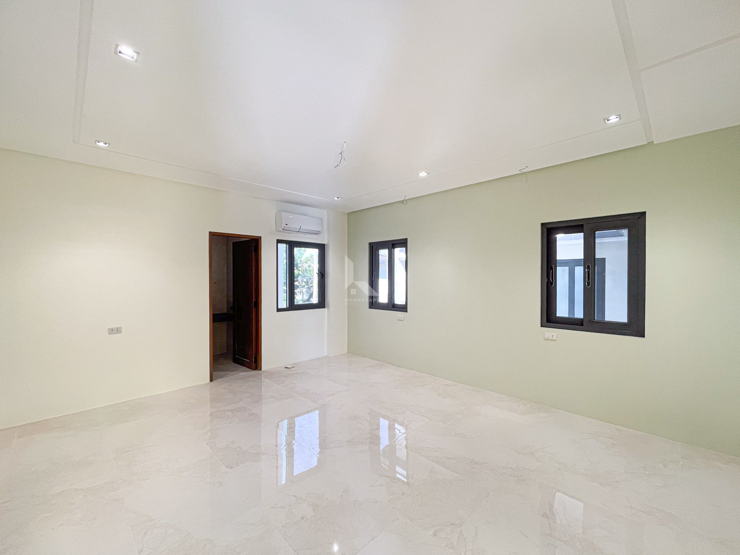 Notable Modern Contemporary House and Lot in Tandang Sora photo 4
