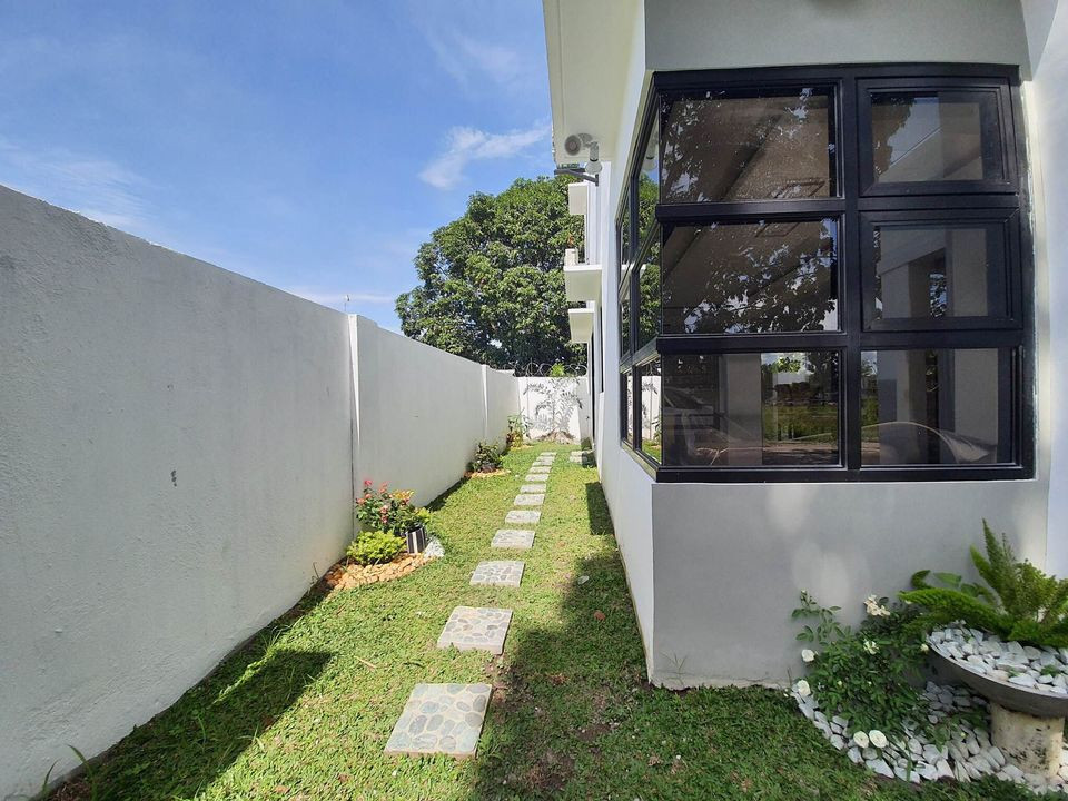 FOR SALE NEW MODERN HOUSE IN PAMPANGA NEAR NLEX AND CLARK photo 2