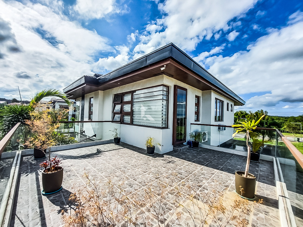 Unwind in this 2-Storey Modern Tropical Corner House and Lot For Sale photo 4