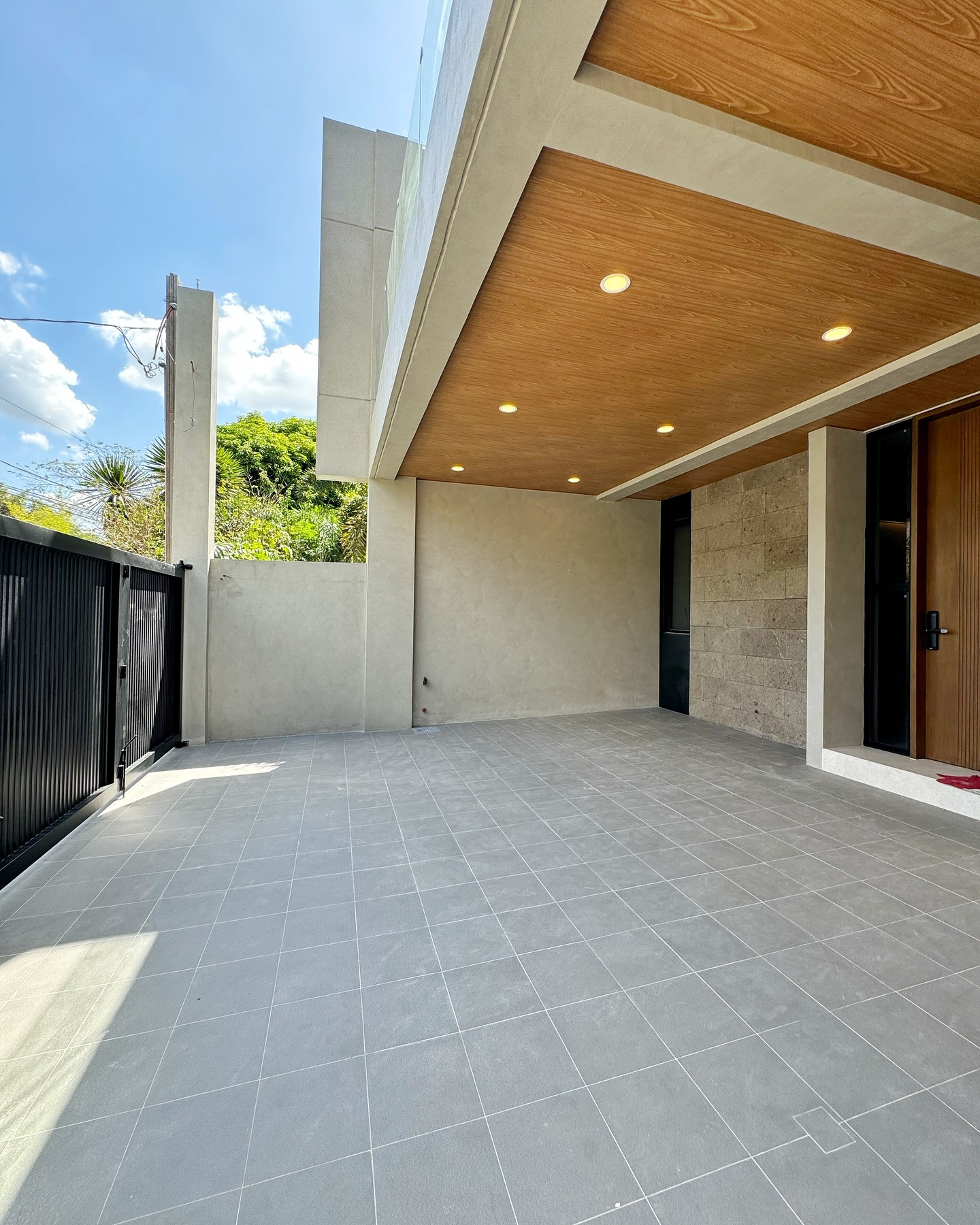 Beautiful Modern House for Sale in Sumulong Highway Antipolo photo 2