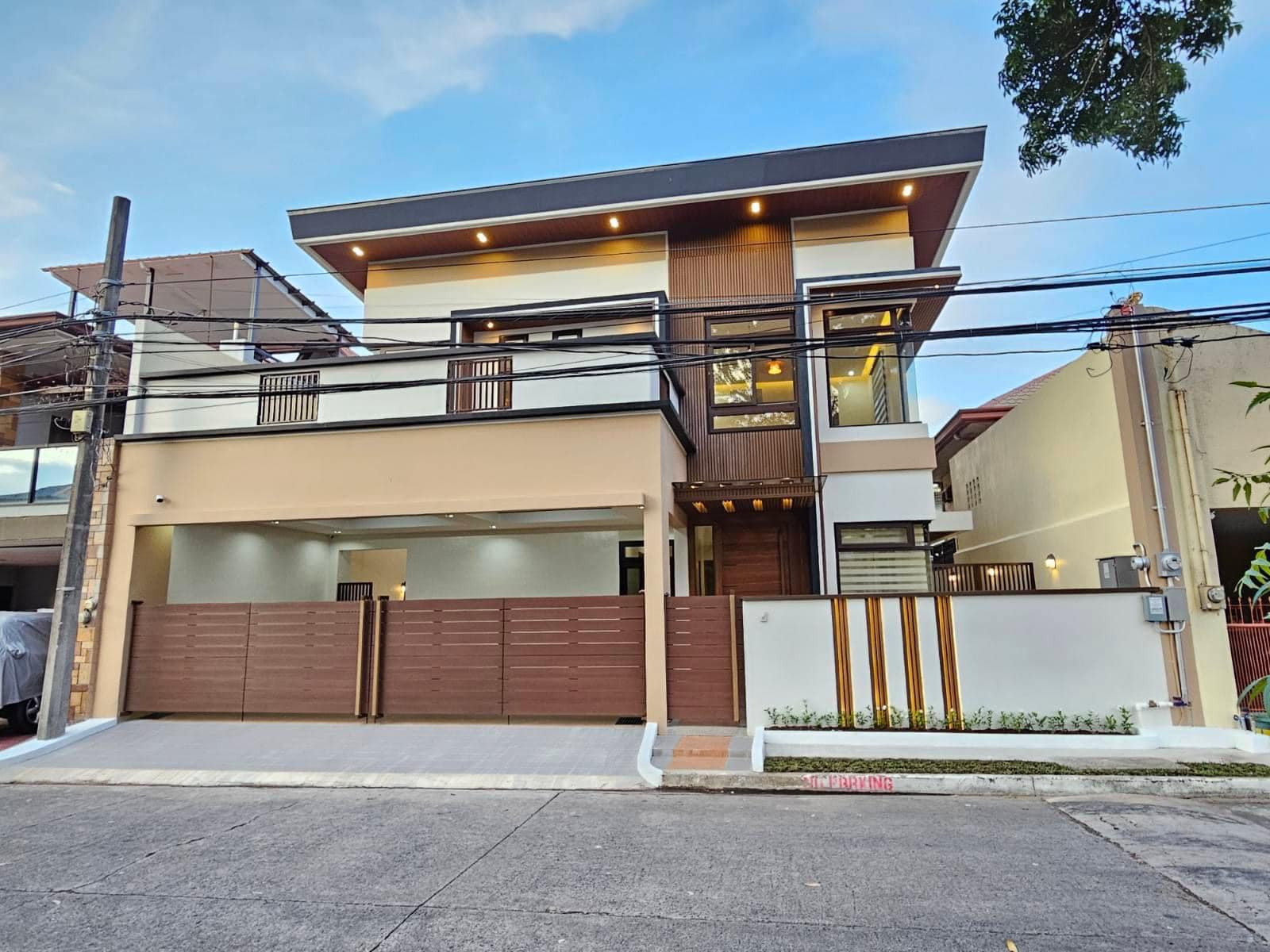 A Brand New Smart Home for Sale in BF Homes, Parañaque photo 1