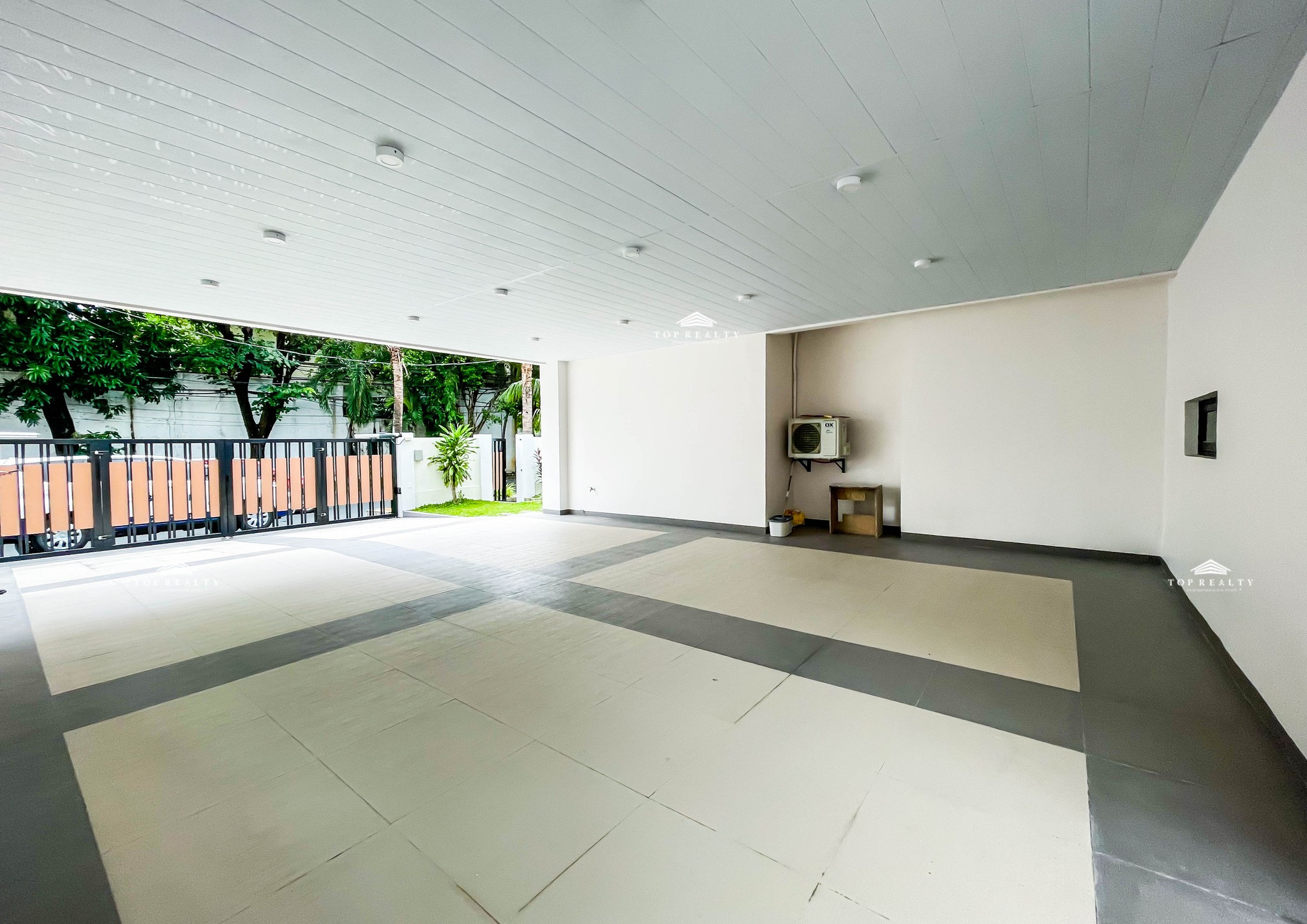 brand new modern bungalow in Philam Life Village, Las Piñas City photo 3