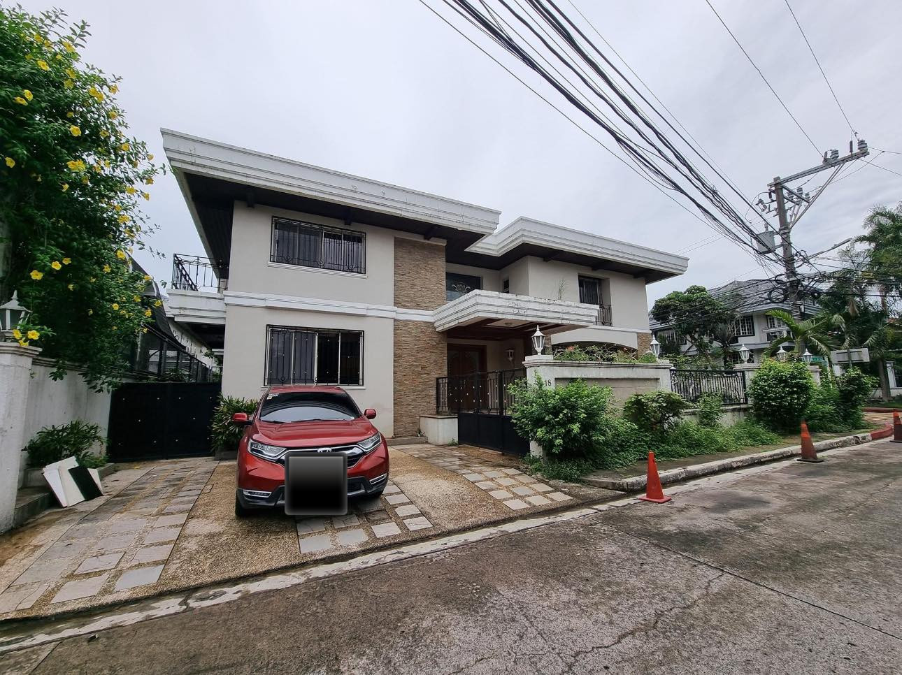 An Admirable 4 Bedroom House and Lot for Sale in Acropolis Subd. photo 1