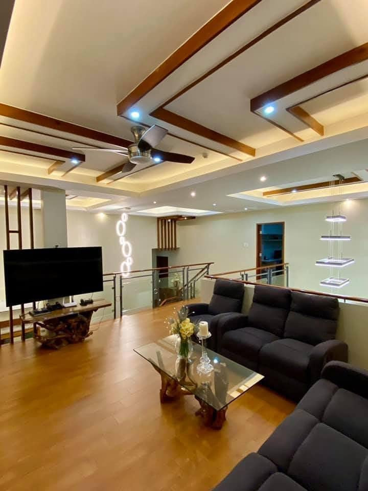 Luxurious House and Lot with view For Sale in Vistamar Cebu City photo 2