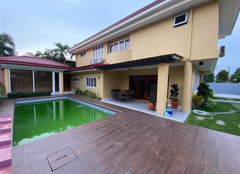 HOUSE FOR SALE IN MULTINATIONAL VILLAGE PARAÑAQUE CITY photo 1