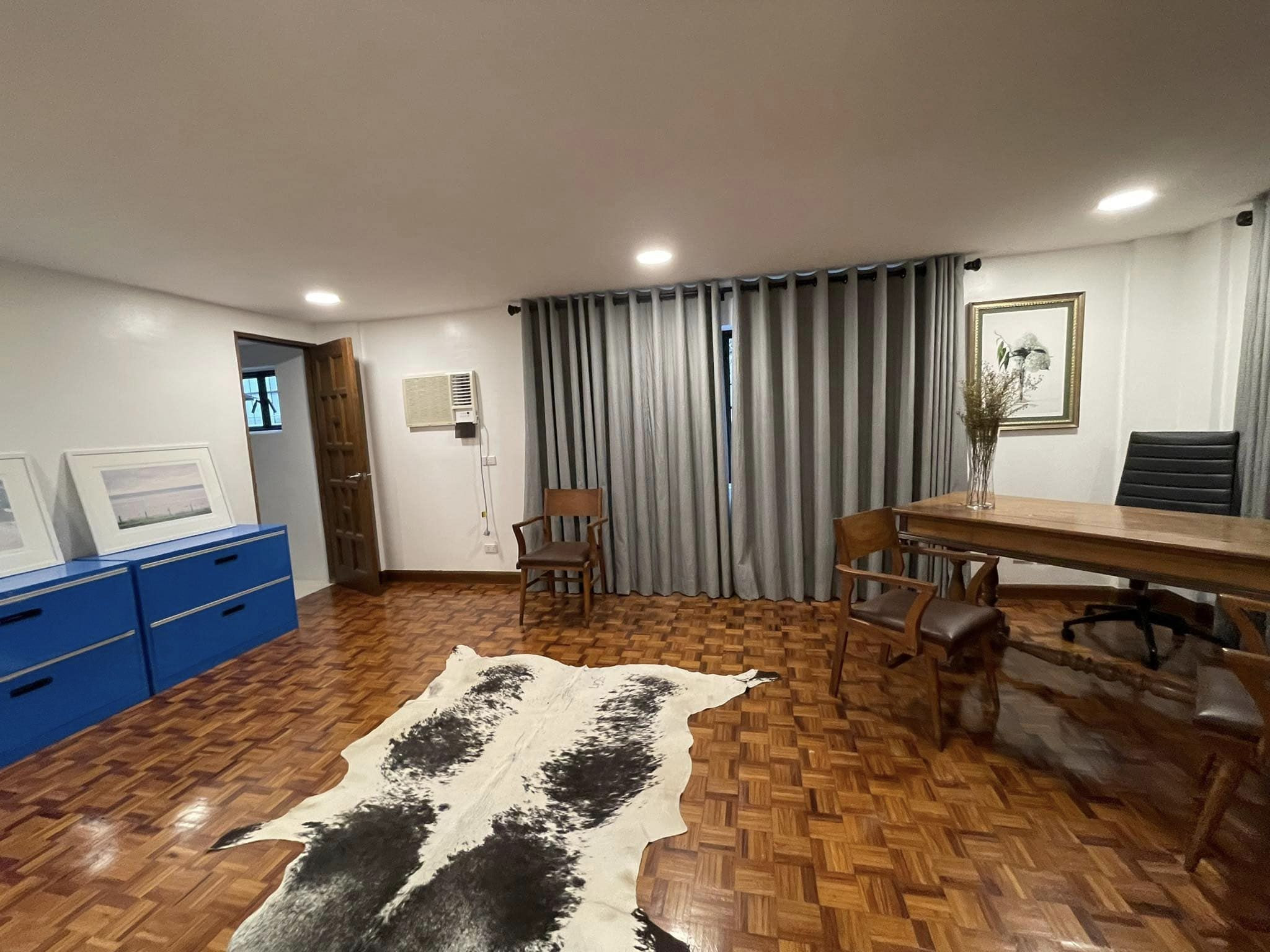PRIME HOUSE AND LOT photo 4
