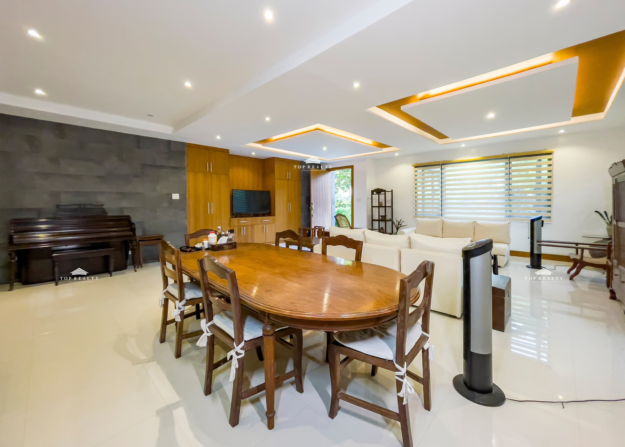 Newly-renovated Asian Contemporary House for Sale in Ayala Alabang Village, photo 2