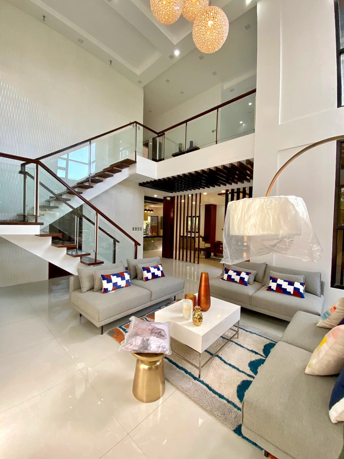 Brand New Modern Semi-Furnished House  for Sale photo 1