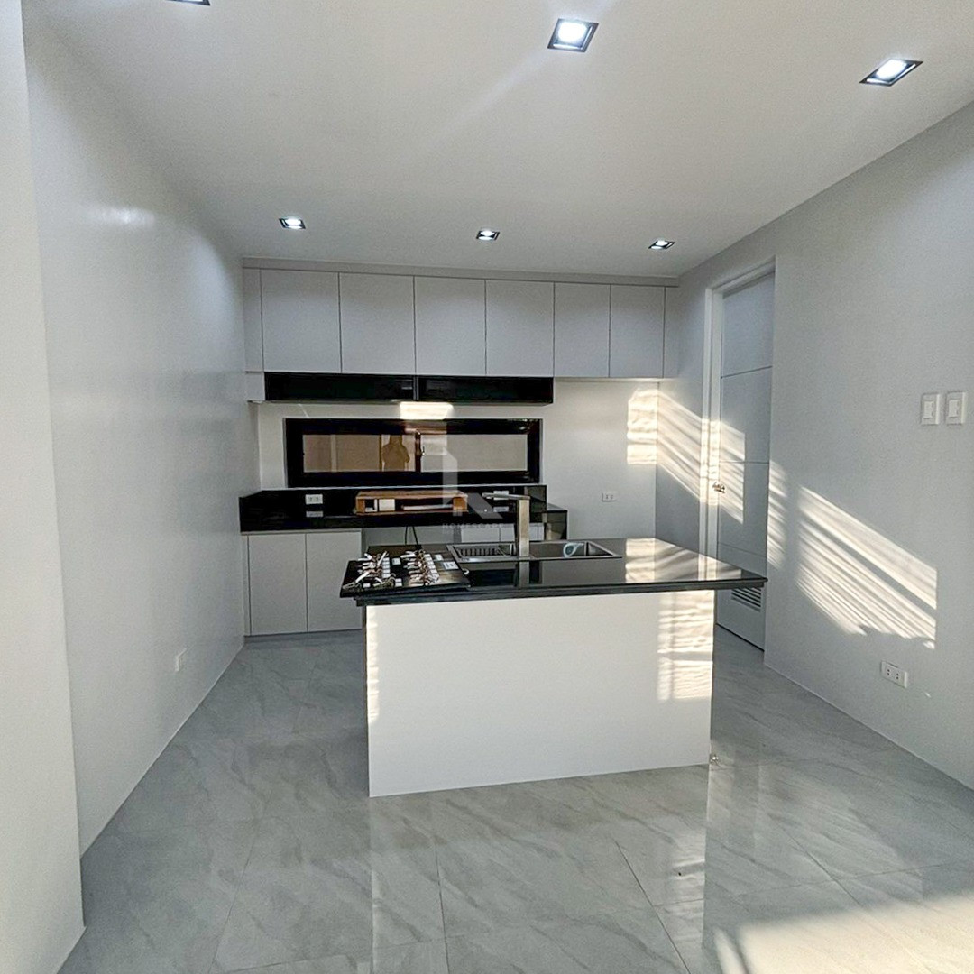 Cozy Modern Contemporary Home with Overlooking Sierra Madre View For Sale photo 4