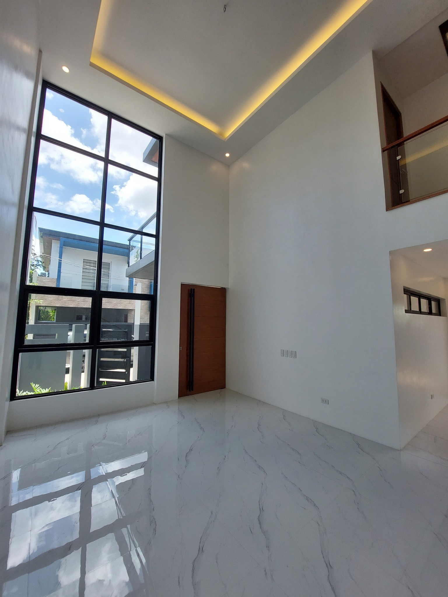 3-Storey Modern House for sale in Greenwoods, Pasig City photo 2