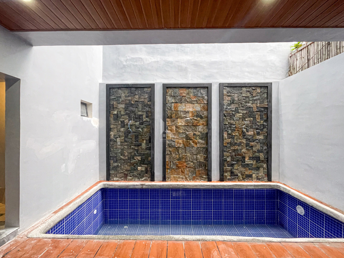 Remarkable Modern Contemporary House and Lot in Greenwoods Executive Village photo 3