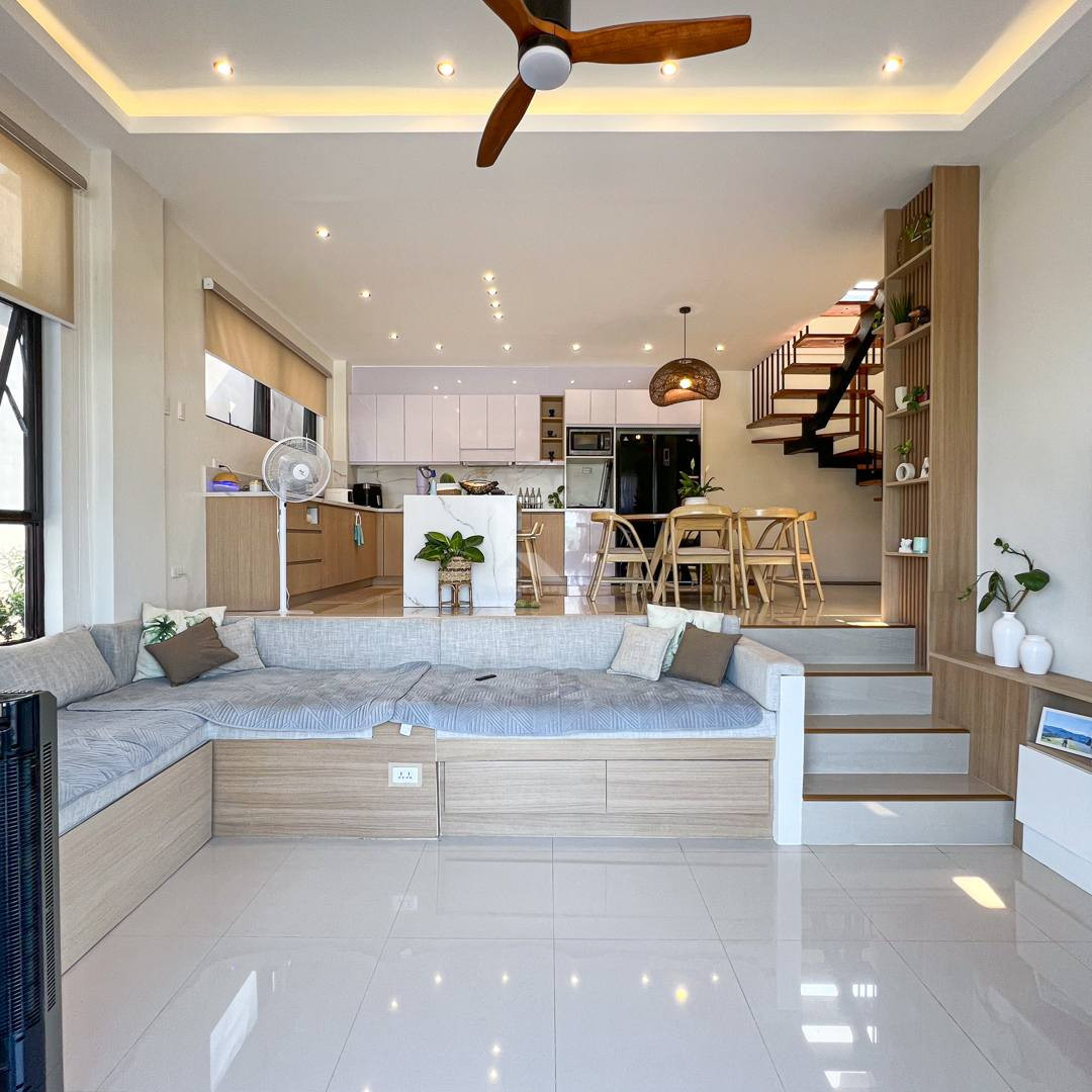 Sophisticated Fully Furnished Modern Contemporary House and Lot photo 2