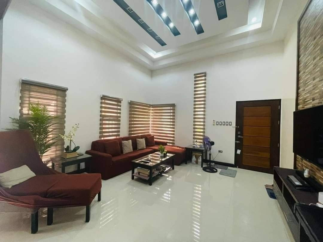 MODERN BUNGALOW HOME WITH POOL HOUSE NEAR CLARK photo 5