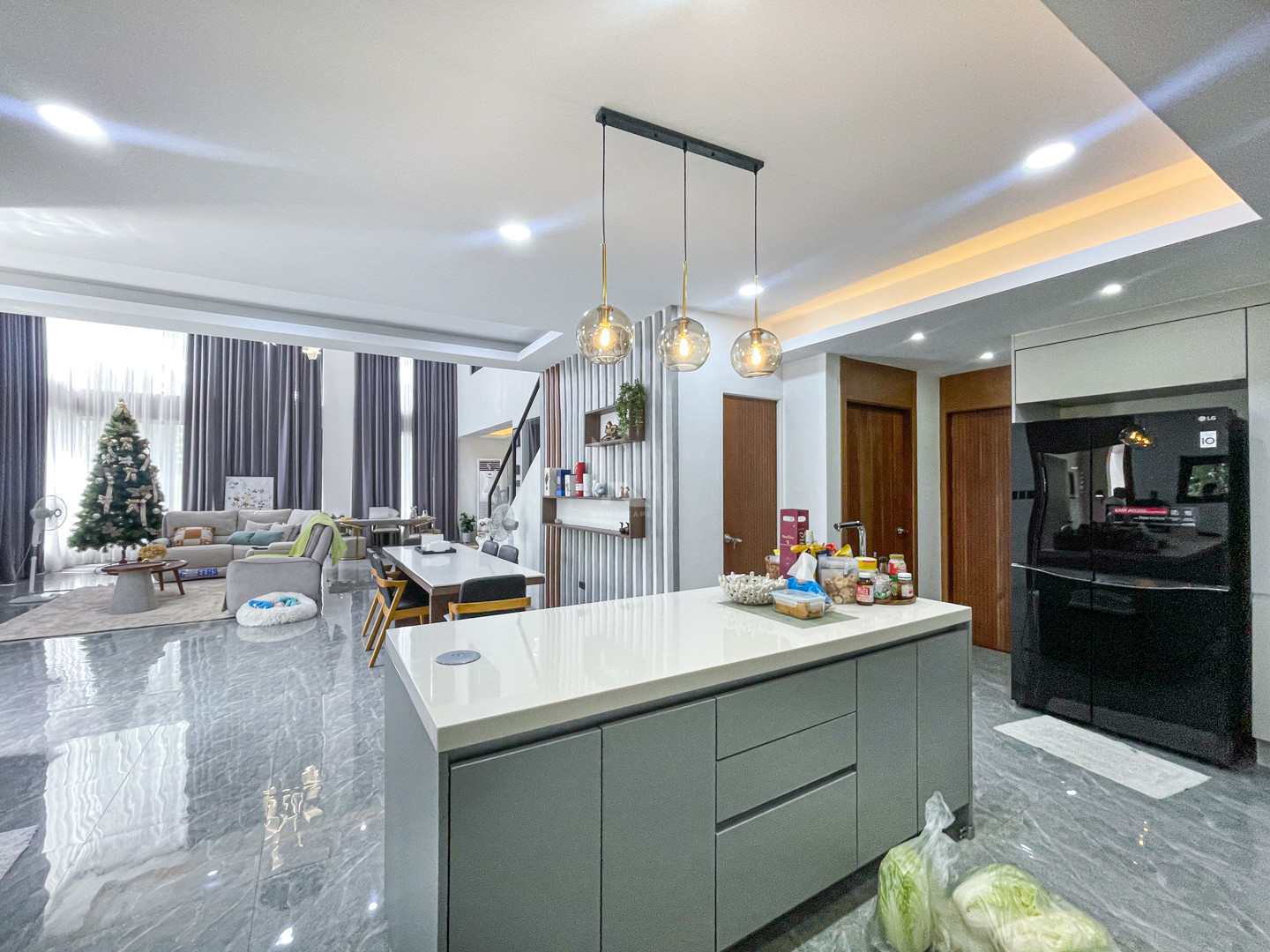 Superb, Fully-furnished Modern Contemporary House and Lot For Sale in Vista Real photo 4